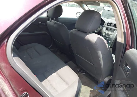 2011 Ford Fusion Se z USA, uszkodzony, nr VIN 3FAHP0HG9BR330048